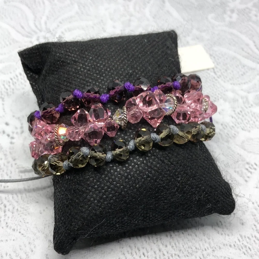 𝅺Bundle 3 adjustable sparkling crystal bracelets colorful variety stacklable.